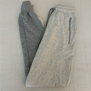 Revolve joggers